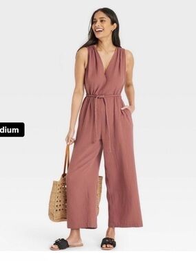 Universal Thread Sleeveless V-Neck Wide-Leg Jumpsuit in Rosewood